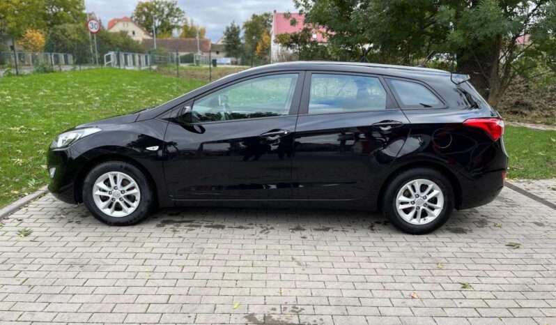 
								HYUNDAI I30 CW FIFA WORLD CUP EDITION pełny									