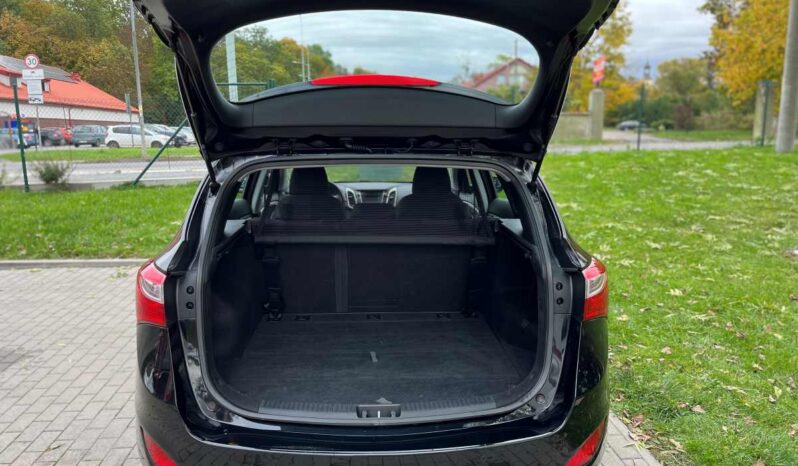 
								HYUNDAI I30 CW FIFA WORLD CUP EDITION pełny									