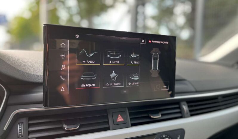 
								Audi A4 Avant 35 TDI pełny									