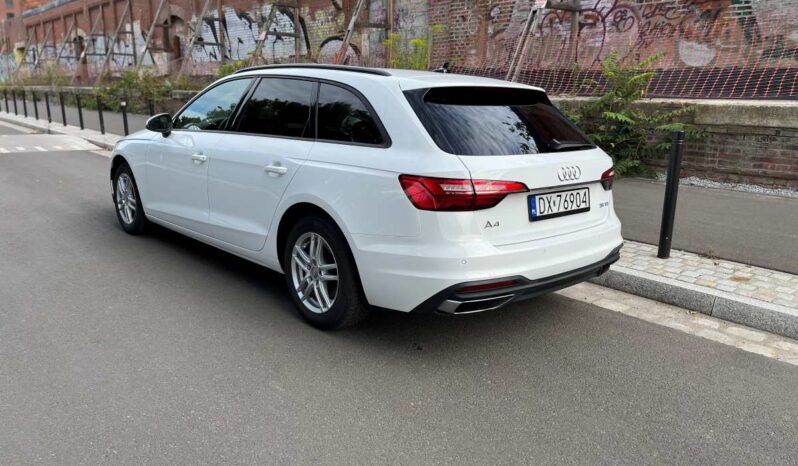 
								Audi A4 Avant 35 TDI pełny									