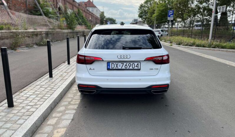 
								Audi A4 Avant 35 TDI pełny									