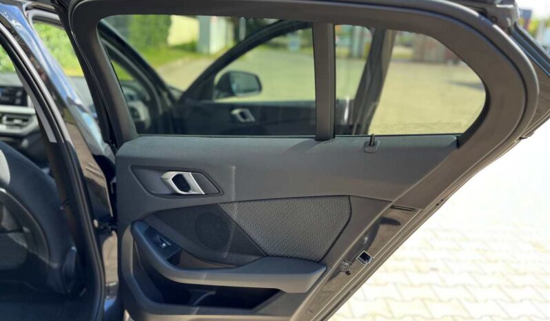 
								BMW SERIE 1 LIM. 118 I ADVANTAGE pełny									