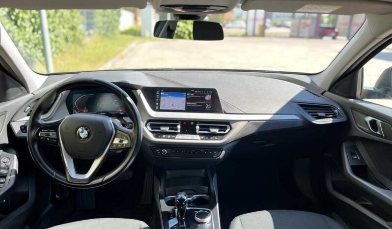 
								BMW SERIE 1 LIM. 118 I ADVANTAGE pełny									