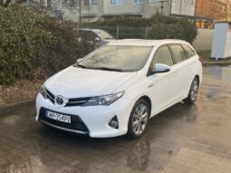 Toyota Auris Hybrid